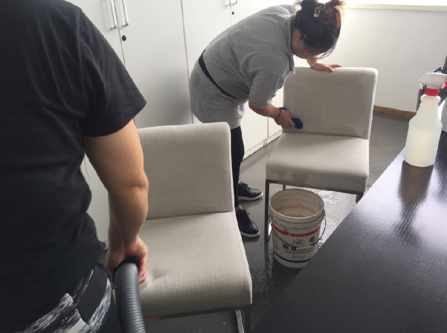 凤城市沙发清洗案例